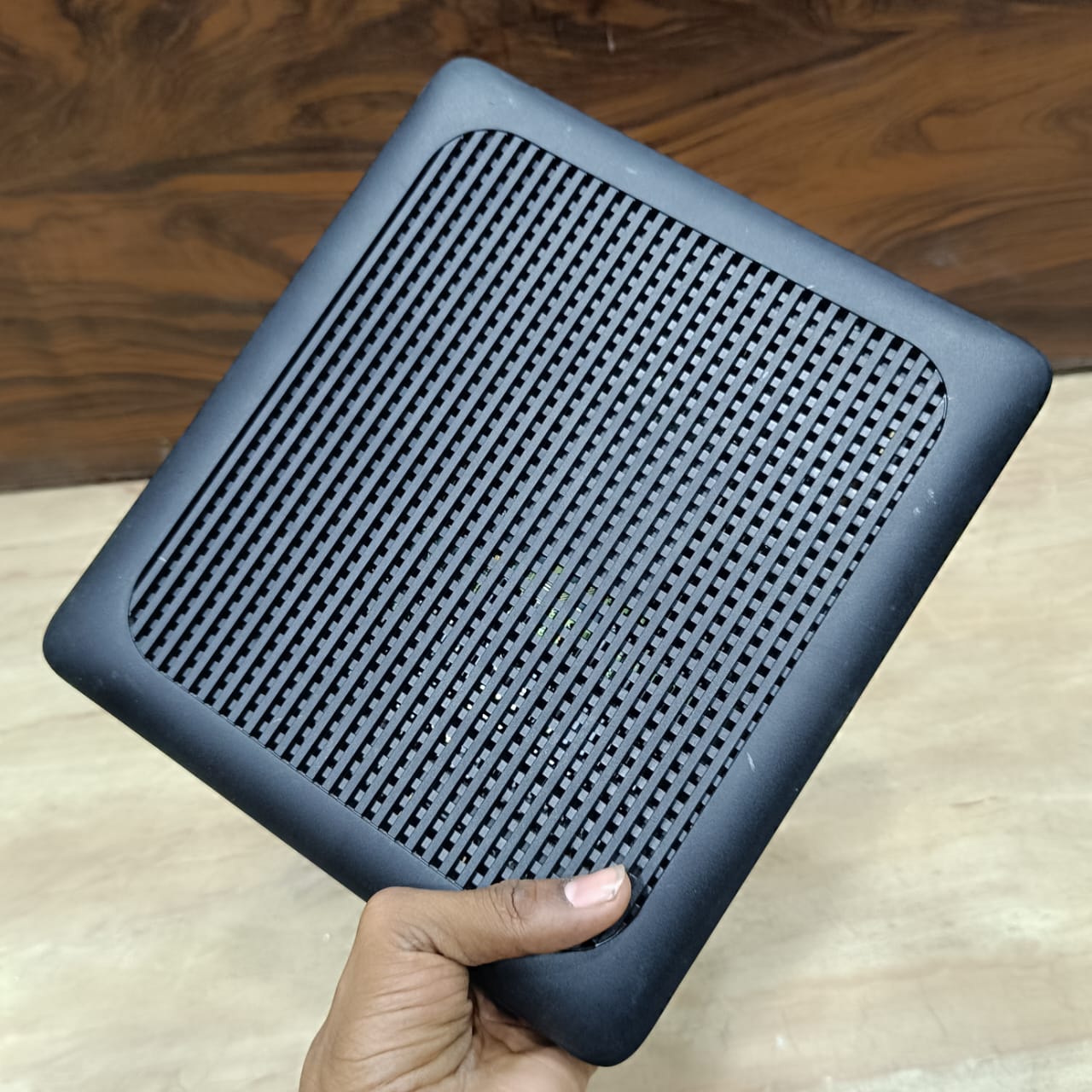 HP 7010t 10.1Inch Touch Monitor