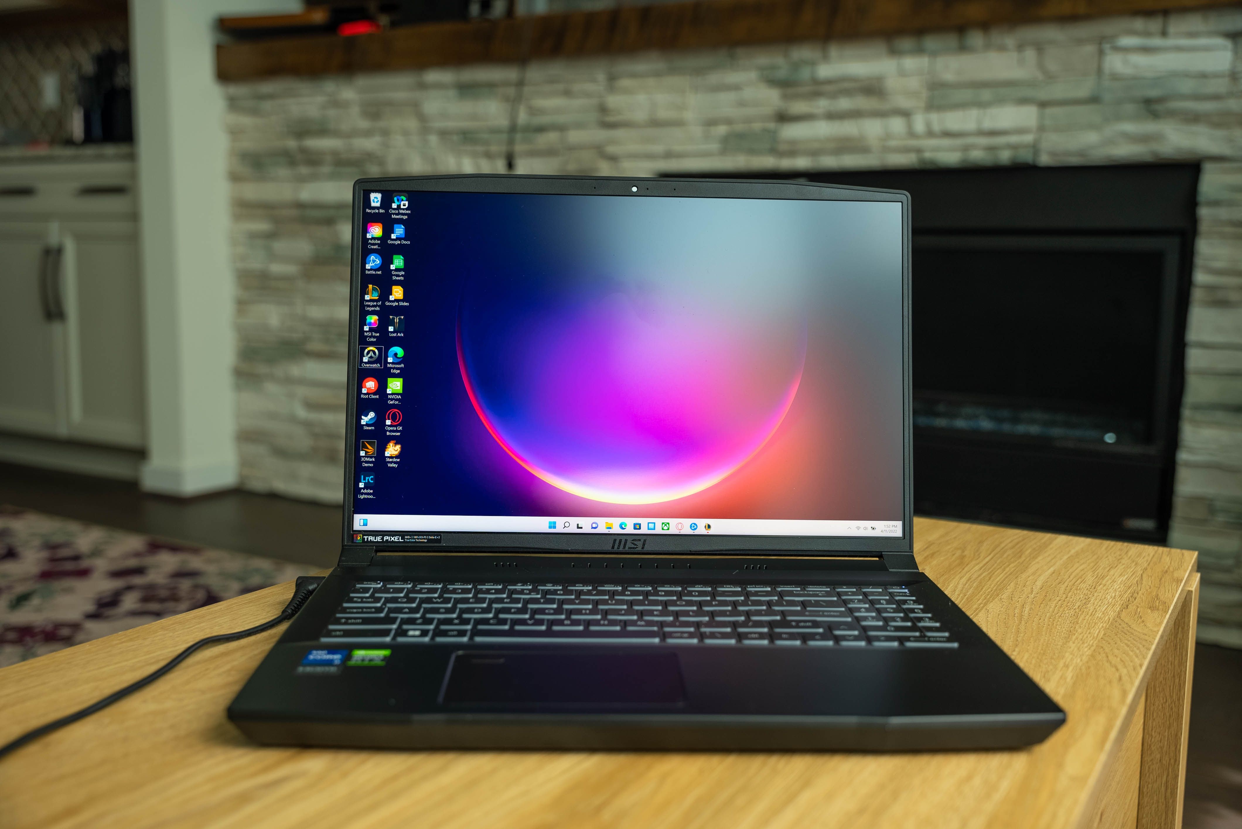 Creator M16 - 2.4GHz, 32GB