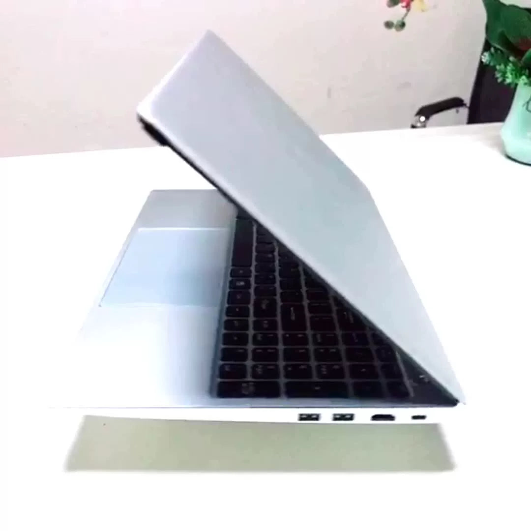 Intel - Core i7 - 1185G7 - 3GHz - 16GB - DDR4 - 15.6Inch - 1920 x 1200 - No HDD - 1TB SSD