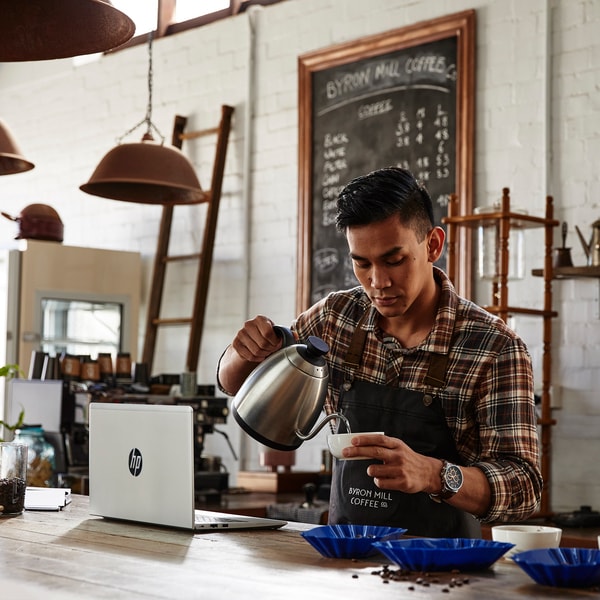 MANUFACTURER RENEWED HP ProBook 445 14 inch G11 W11P - 64 AMD Ryzen 5 7535U 2.9GHz SSD 256GB 16GB(2x8GB) DDR5 14.0WUXGA WLAN BT BL Cam Rfrbd NB PC refurb