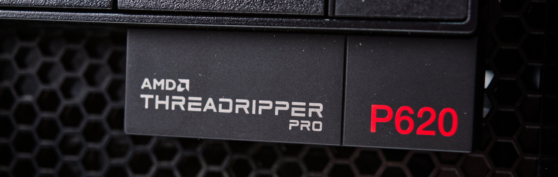 ThinkStation P620 - AMD Threadripper Pro 3975WX (3.50GHz