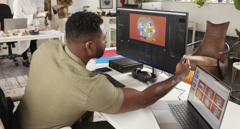 HP Series 7 Pro 31.5 inch 4K Thunderbolt 4 Monitor - 31.5Inch